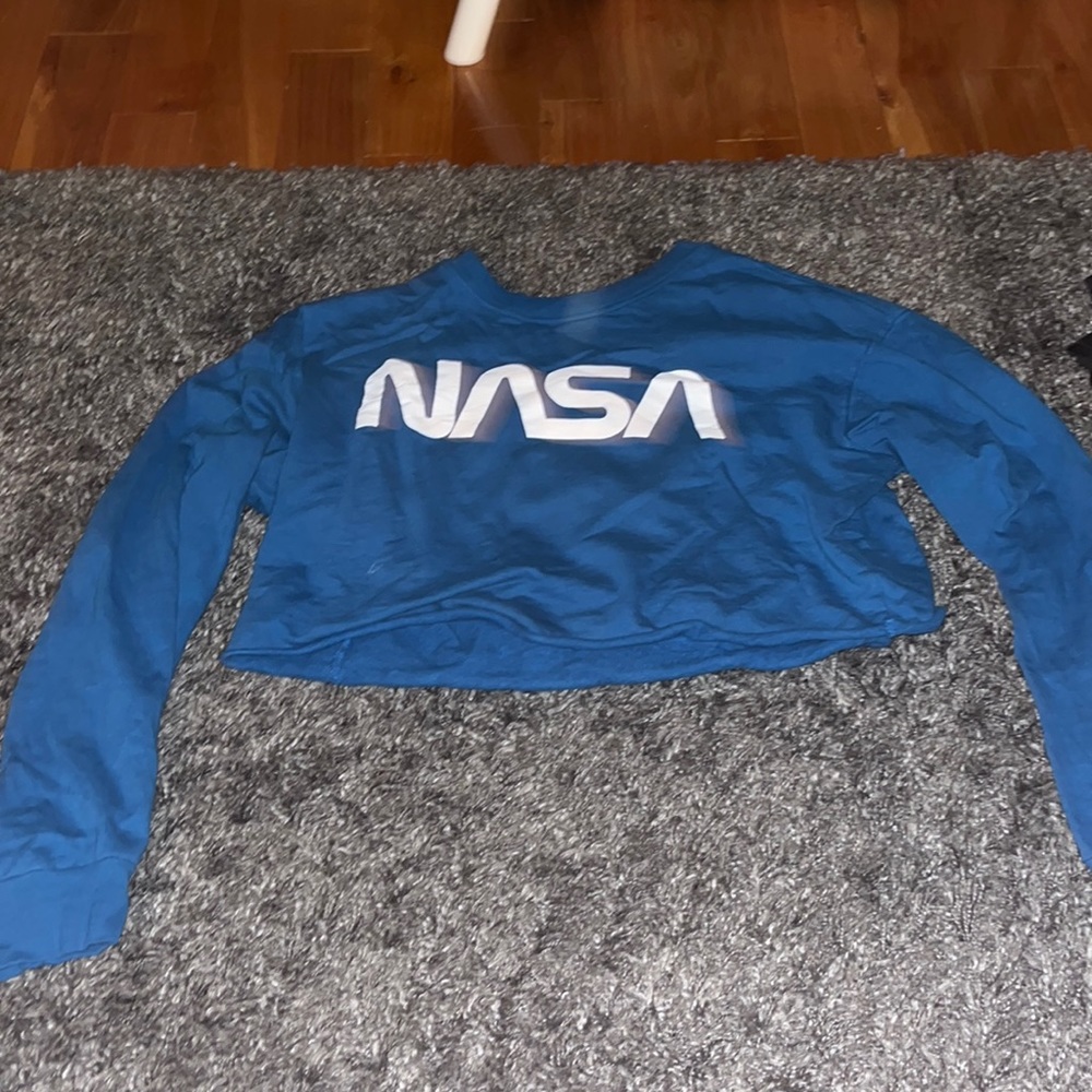 Nasa cropped crewneck